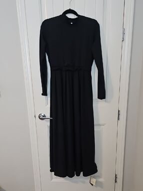 HALARA Black Long-Sleeve Maxi Dress